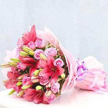 Happy Women's Day Flowers